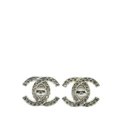 Pre-owned Chanel Metal Coco Mark Turnlock Earrings 96a In Silver