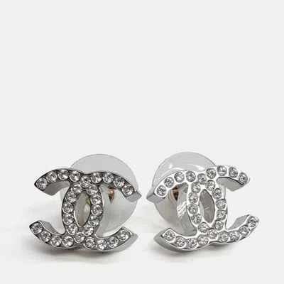 Pre-owned Chanel Metal Logo Earrings In Multi