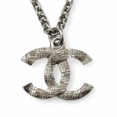 Pre-owned Chanel Metal Necklace () In Silver