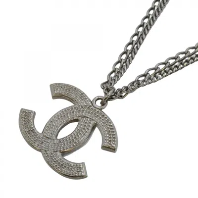 Pre-owned Chanel Metal Necklace () In Silver