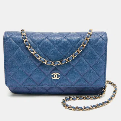Pre-owned Chanel Metallic Blue Quilted Caviar Leather Cc Wallet On Chain