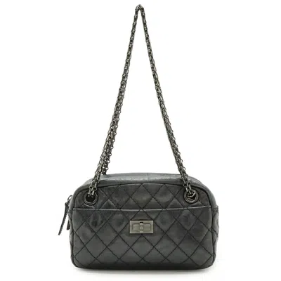 Pre-owned Chanel Metallic Leather Pochette Shoulder Bag () In Multi