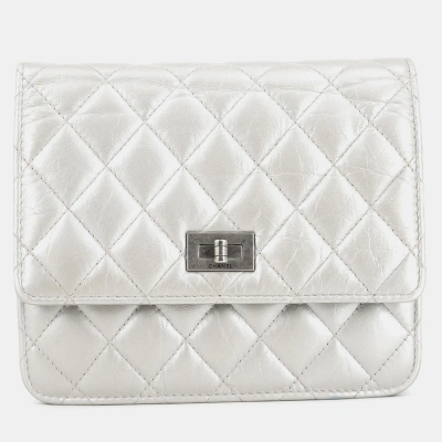 Pre-owned Chanel Metallic Matelasse Reissue Wallet On Chain In White