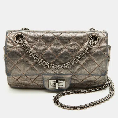 Pre-owned Chanel Metallic Quilted Leather Reissue 2.55 Reissue Mini Flap Bag In Silver