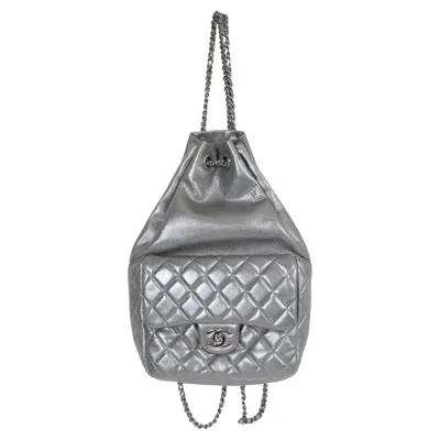 Pre-owned Chanel Metallic Silver Leather 16c Seoul Small Backpack Bag