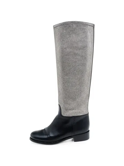 Pre-owned Chanel Metallic-finish Boots In Silver