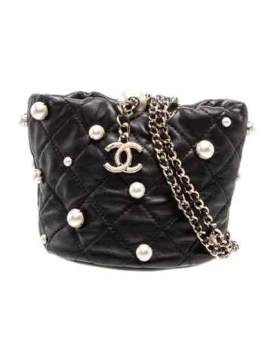 Pre-owned Chanel Mini About Pearls Bucket Bag In Black
