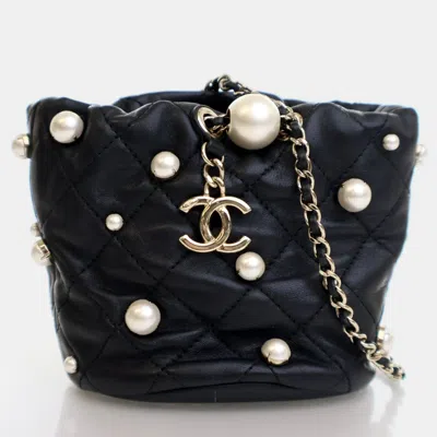 Pre-owned Chanel Mini Black Lambskin About Pearls Bucket Bag