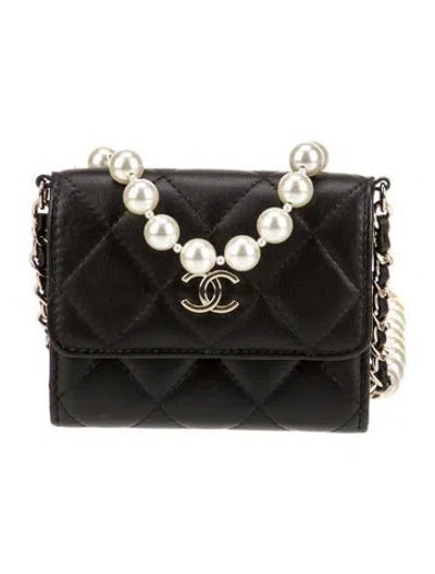 Pre-owned Chanel Mini Cc Pearl Clutch W/ Chain In Black