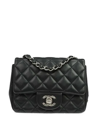 Pre-owned Chanel Mini Classic Square Flap Shoulder Bag In 黑色
