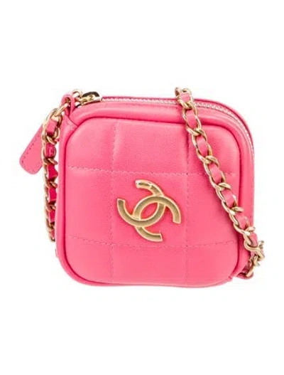 Pre-owned Chanel Mini Diamond Cc Clutch W/ Chain In Pink