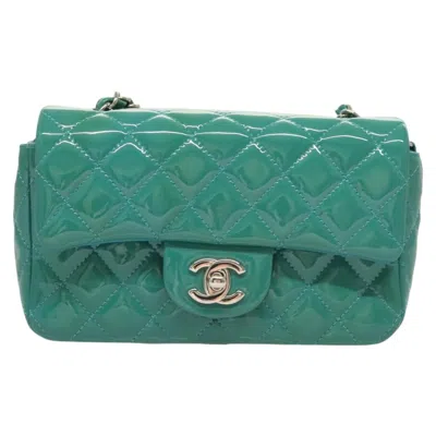 Pre-owned Chanel Mini Flap Bag Patent Leather Shoulder Bag () In Green