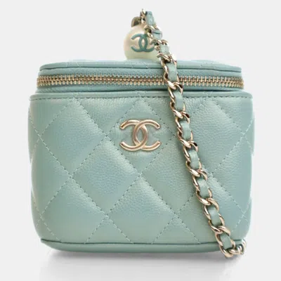 Pre-owned Chanel Mini Green Caviar Pearl On Top Vanity Case