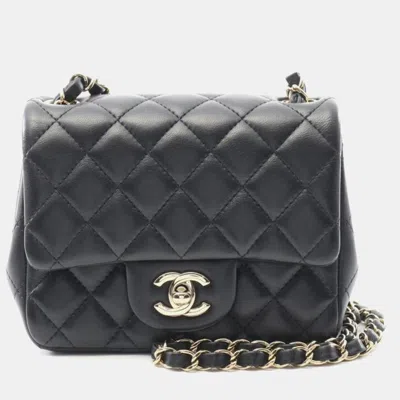 Pre-owned Chanel Mini Matelasse In Black