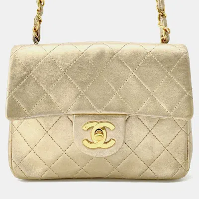 Pre-owned Chanel Mini Matelasse Chain Shoulder Bag Gold Lambskin Size 18