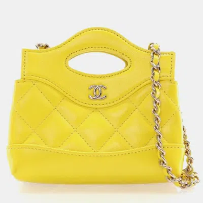Pre-owned Chanel Mini Yellow Shiny Lambskin 31 Clutch