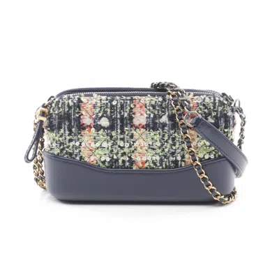 Pre-owned Chanel Multi-color Navy Fabric Leather Shoulder Bag ()
