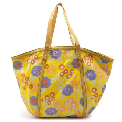 Pre-owned Chanel Multi-color Yellow Canvas Leather Shoulder Bag Tote Bag ()