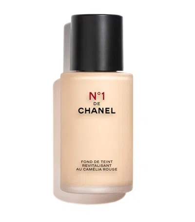 Chanel N°1 De  Revitalizing Foundation In Brown