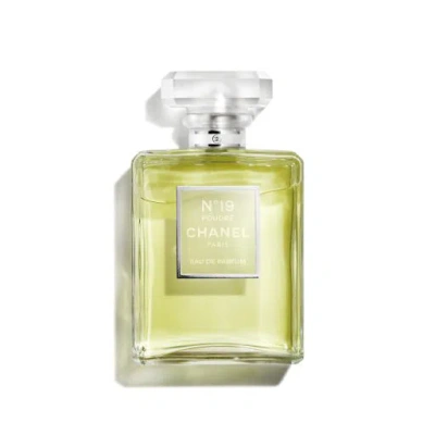 Chanel N°19 Poudré Eau De Parfum Spray In Green