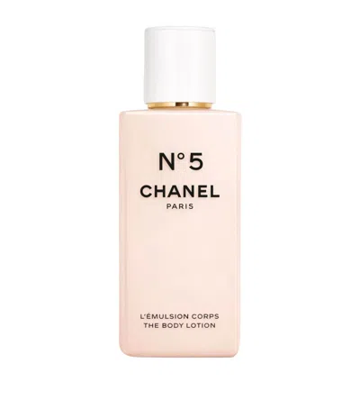 Chanel N°5 The Body Lotion In White
