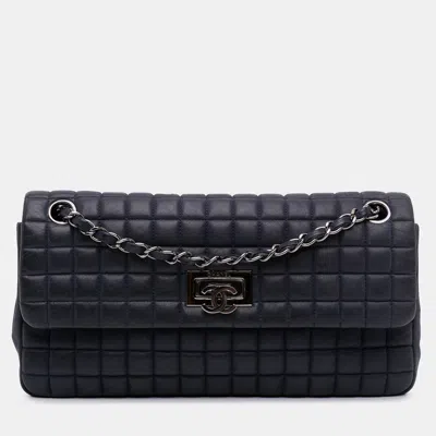 Pre-owned Chanel Navy Blue Chocolate Bar Iridescent Calfskin Bubble Flap