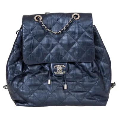 Pre-owned Chanel Navy Blue Leather 17k Backpack Is Back Bag