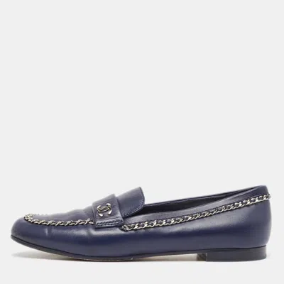 Pre-owned Chanel Navy Blue Leather Chain Detail Cc Loafers Size 40