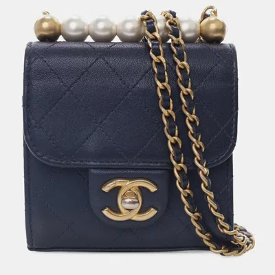 Pre-owned Chanel Navy Blue Mini Goatskin Chic Pearls Clutch On Chain