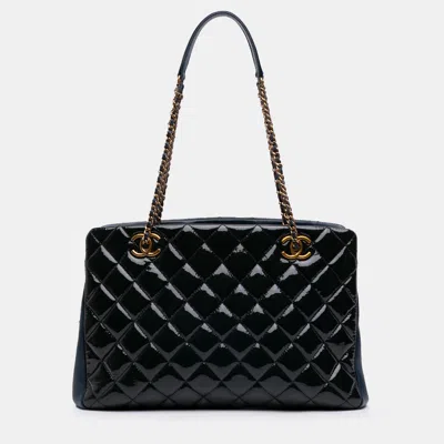Pre-owned Chanel Navy Blue Paris Salzburg Patent And Goatskin Cc Eyelet Tote
