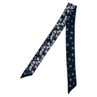 Pre-owned Chanel Navy Blue Silk 21a Four Leaf Clover Slim Bandeau Scarf
