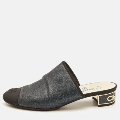 Pre-owned Chanel Navy Blue/black Glitter Fabric Cc Cap Toe Mules Size 38