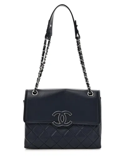 Pre-owned Chanel Navy Lambskin Leather Cc Chic Flap Shoulder Bag (authentic Pre-loved)