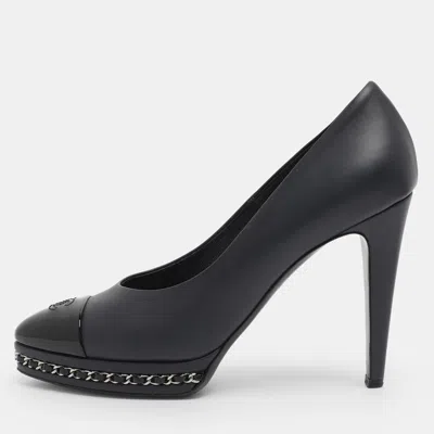 Pre-owned Chanel Navy Leather Cc Cap Toe Chain Detail Platform Pumps Size 40 In Blue