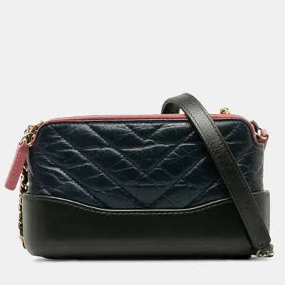 Pre-owned Chanel Gabriel Quilted Chain Wallet Mini Shoulder Bag Navy Leather