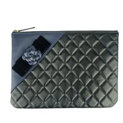 Pre-owned Chanel Navy Leather Handbag Pouch () In Multi