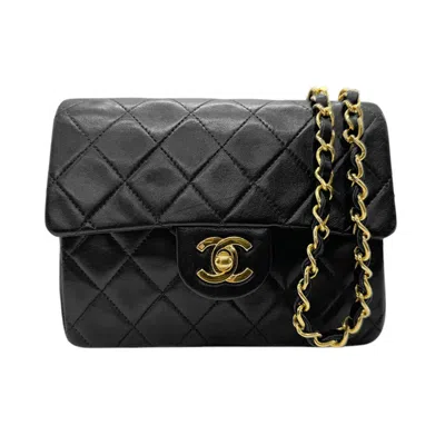 Pre-owned Chanel Navy Leather Shoulder Bag ()