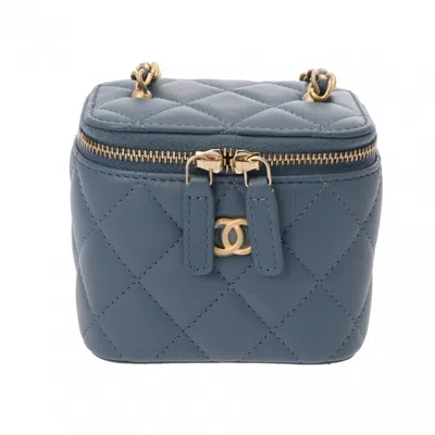 Pre-owned Chanel Navy Leather Shoulder Bag ()