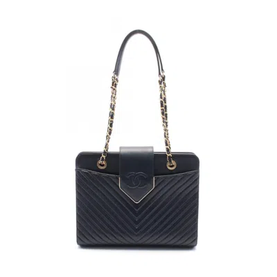 Pre-owned Chanel Navy Leather Shoulder Bag ()