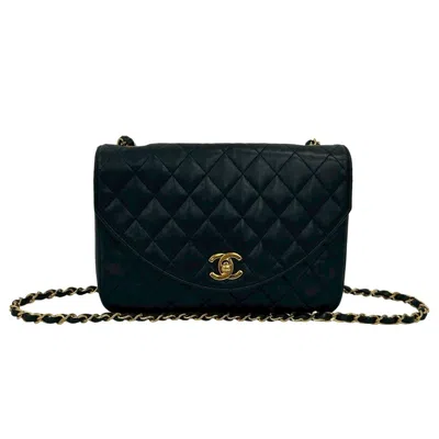 Pre-owned Chanel Navy Leather Shoulder Bag () In Blue