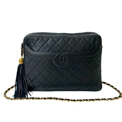 Pre-owned Chanel Navy Leather Shoulder Bag () In Blue