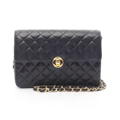 Pre-owned Chanel Navy Leather Shoulder Bag () In Blue