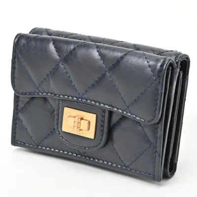 Pre-owned Chanel Navy Leather Wallet (tri-fold) ()