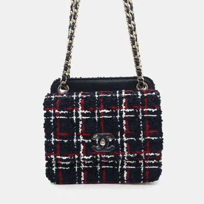 Pre-owned Chanel Navy Tweed Lambskin Matelasse Chain Shoulder Bag In Navy Blue