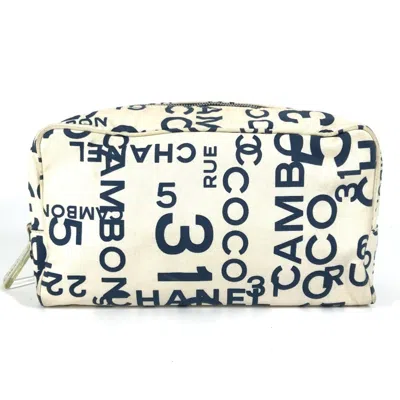 Pre-owned Chanel Navy White Canvas Clutch Bag () In Navy, White