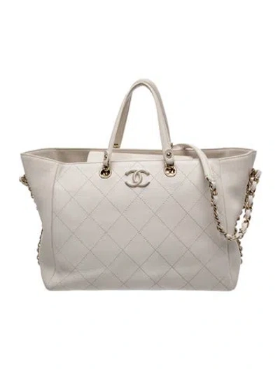 Pre-owned Chanel Neo Soft Medium Shopping Tote In White