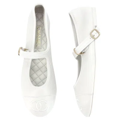 Pre-owned Chanel New  2024 Interlocking Cc Logo White Leather Cap Toe Ballerina Flats 42