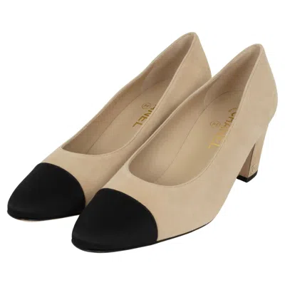 Pre-owned Chanel New  Beige Kid Suede Black Satin Cap Toe Pump – 39, 21st C