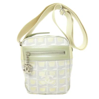 Pre-owned Chanel New Travel Line Beige Nylon Shoulder Bag ()
