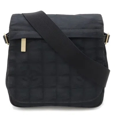 Pre-owned Chanel New Travel Line Black New Travel Line Shoulder Bag ()